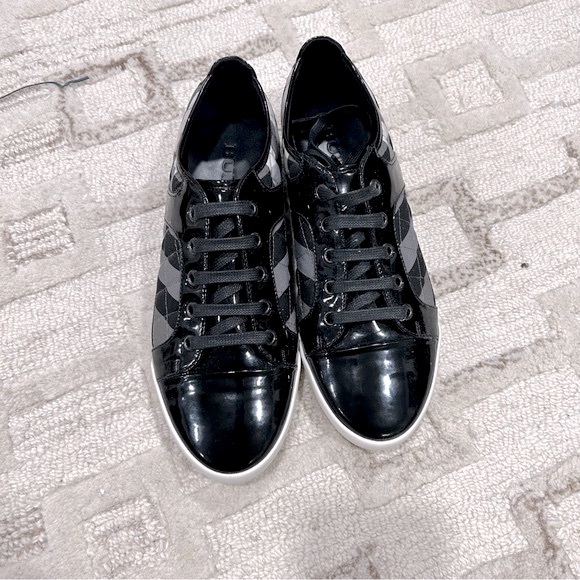NiB Authentic Burberry Patent Leather & Quilted Check Fabric Sneakers Black 37 - Picture 2 of 9